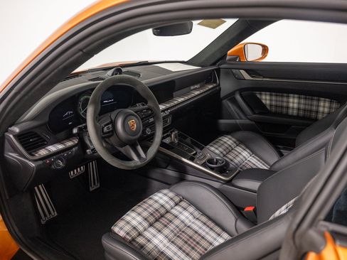 Used 2025 Porsche 911 Turbo S AWD/4WD image 20