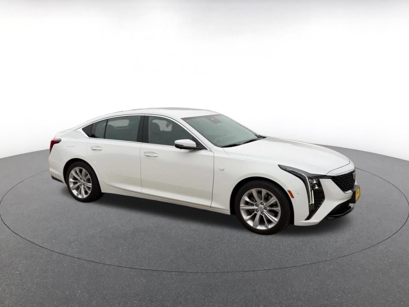 Used 2026 Cadillac CT5 Premium Luxury RWD image 2