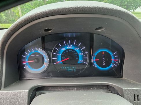 Used 2012 Ford Fusion SEL FWD image 33