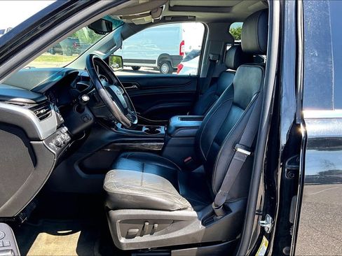 Used 2016 Chevrolet Suburban LT AWD/4WD image 25