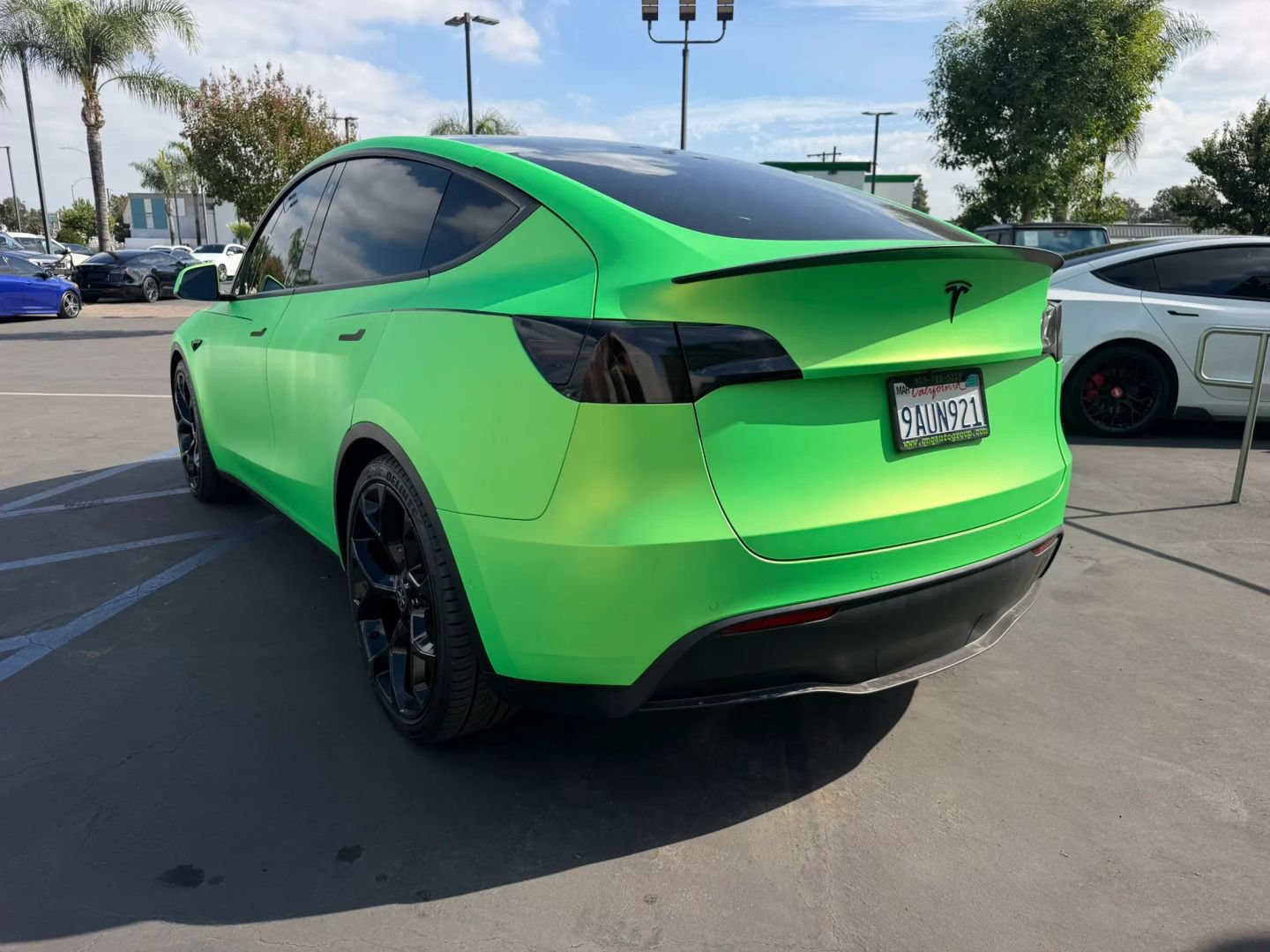 Used 2022 Tesla Model Y Performance AWD/4WD image 9