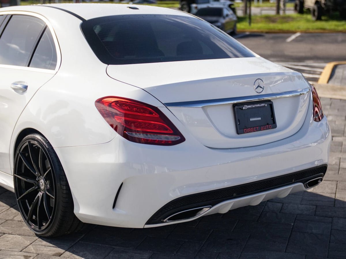 Used 2016 Mercedes-Benz C 300 Sedan image 10