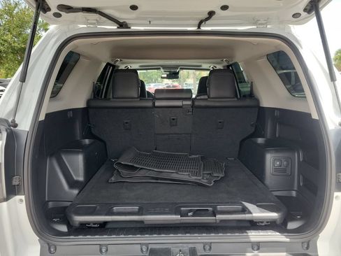 Used 2024 Toyota 4Runner SR5 Premium w/ Moonroof Package RWD image 29