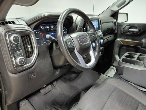 Used 2019 GMC Sierra 1500 SLE w/ SLE Value Package image 28
