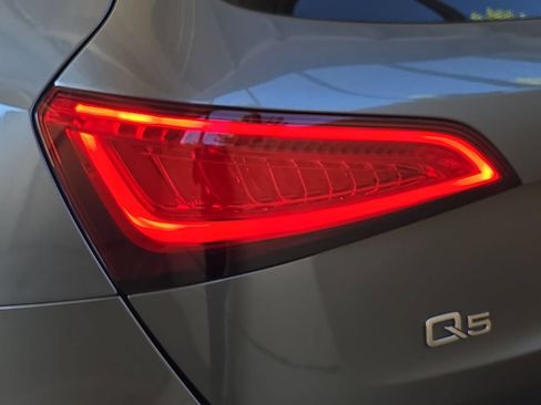 Used 2015 Audi Q5 2.0T Premium Plus w/ Technology Package AWD/4WD image 34