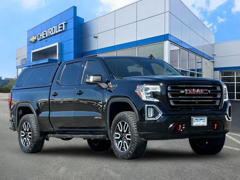 Used 2020 GMC Sierra 1500 AT4 w/ AT4 Premium Package AWD/4WD image 9