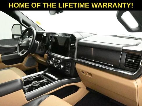 Used 2023 Ford F250 Lariat w/ Lariat Ultimate Package AWD/4WD image 43