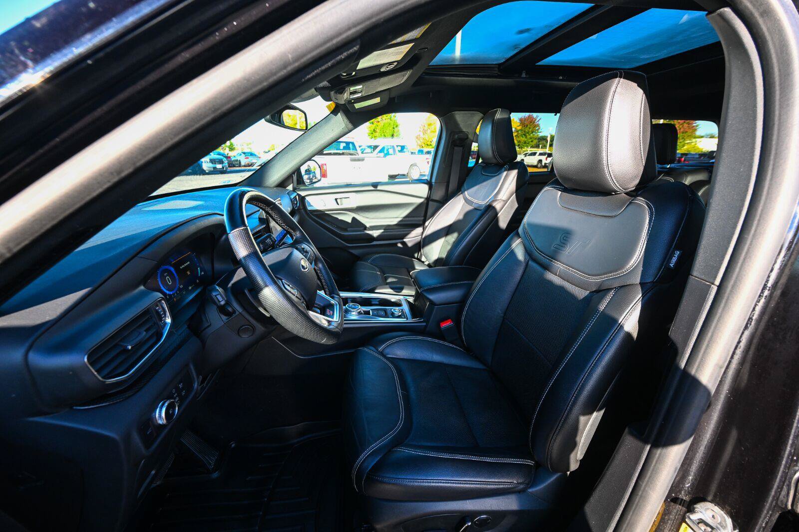 Used 2020 Ford Explorer ST w/ ST Street Pack AWD/4WD image 21