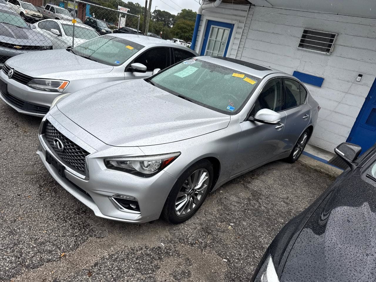 Used 2019 INFINITI Q50 Luxe AWD/4WD image 2
