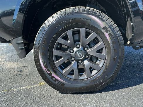 Used 2021 Toyota Tacoma SR5 image 14