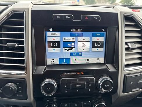 Used 2017 Ford F350 Lariat w/ FX4 4x4 Off Road Package image 33
