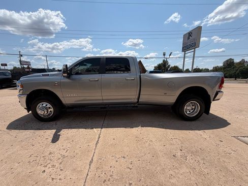 Used 2023 RAM 3500 Laramie AWD/4WD image 4
