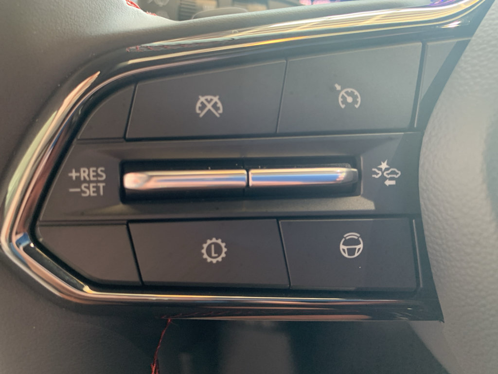 New 2026 Chevrolet Traverse RS w/ LPO, Floor Liner Package FWD image 20
