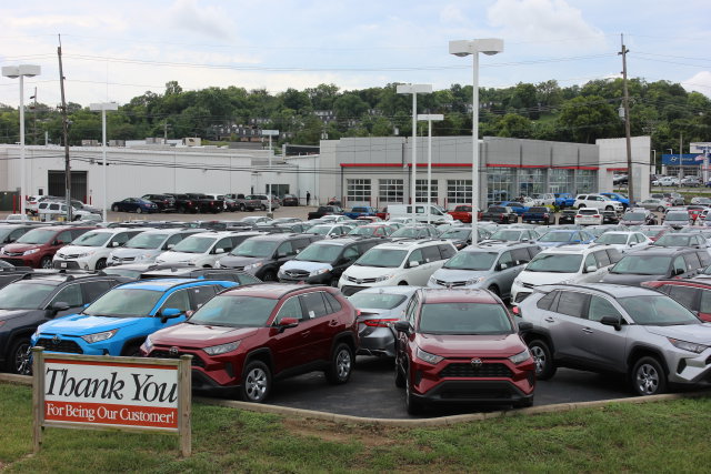 Used 2023 Toyota bZ4X AWD w/ Weather Package image 13