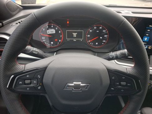 New 2026 Chevrolet Trax RS w/ Driver Confidence Package image 17