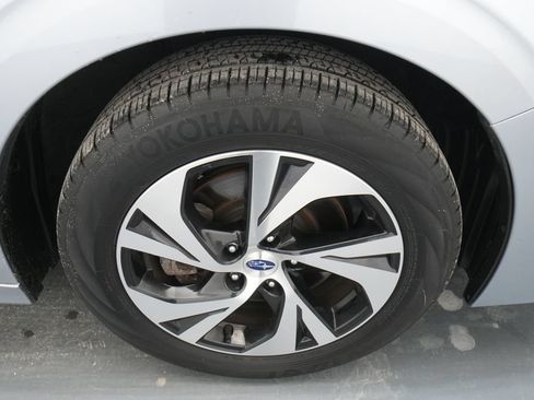 Used 2024 Subaru Legacy Premium AWD/4WD image 11