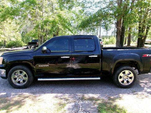 Used 2012 GMC Sierra 1500 SLE w/ Power Tech Package image 1