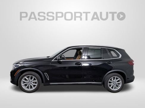 Certified 2023 BMW X5 xDrive40i w/ Parking Assistance Package AWD/4WD image 2