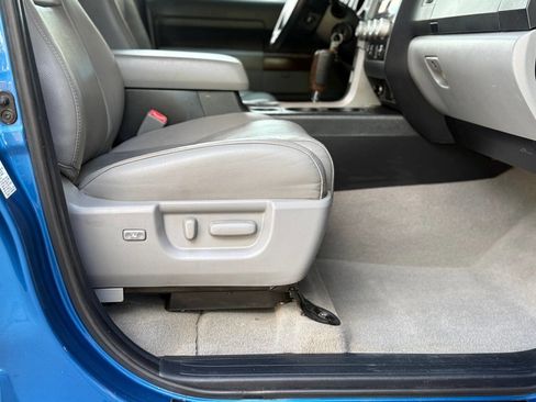 Used 2010 Toyota Tundra Limited image 54