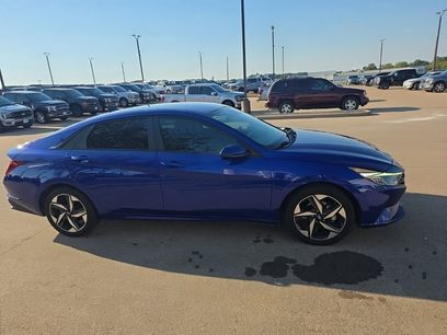 Used 2023 Hyundai Elantra SEL w/ Convenience Package