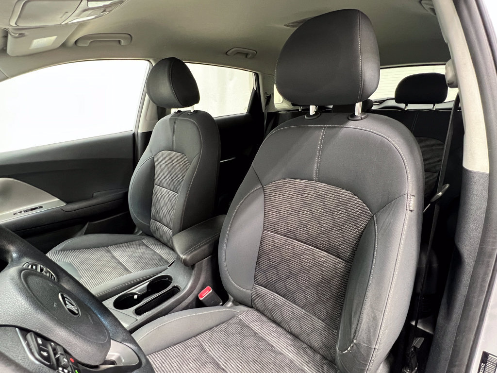 Used 2019 Kia Niro LX FWD image 13