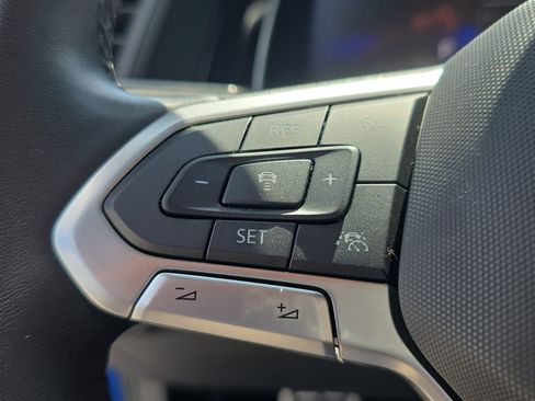 Used 2024 Volkswagen Jetta Sport FWD image 28