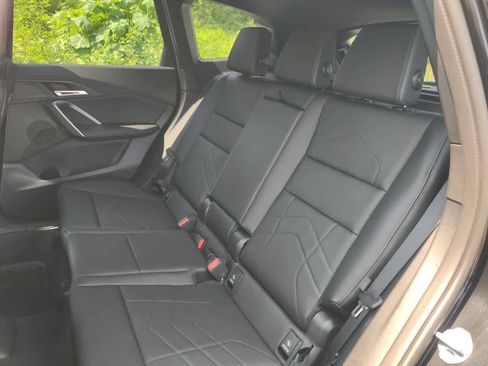 Used 2025 BMW X1 xDrive28i w/ Convenience Package image 19