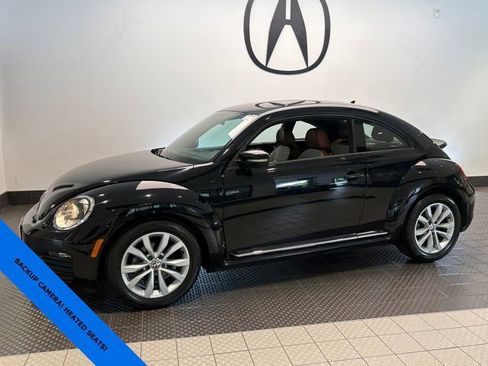 Used 2017 Volkswagen Beetle 1.8T Classic FWD image 3