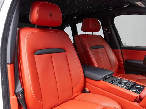 Used 2021 Rolls-Royce Cullinan AWD/4WD image 12