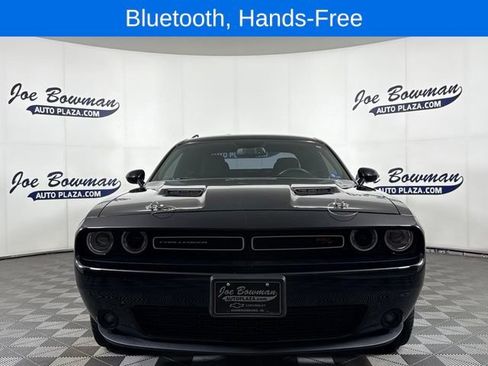 Used 2015 Dodge Challenger R/T w/ Quick Order Package 28B R/T RWD image 4