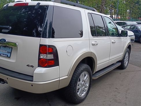 Used 2010 Ford Explorer Eddie Bauer AWD/4WD image 4