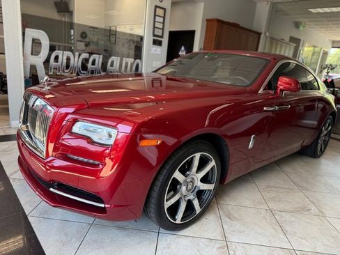 Used 2019 Rolls-Royce Wraith image 4