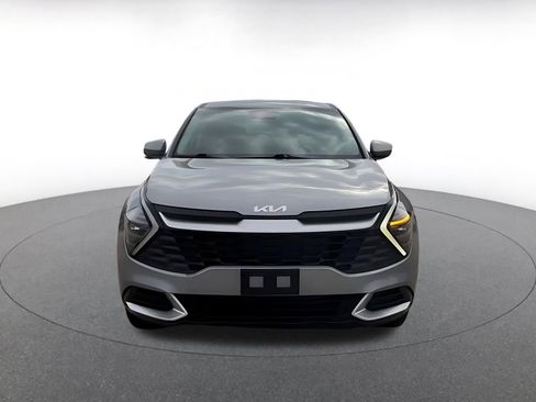 Used 2024 Kia Sportage LX image 4