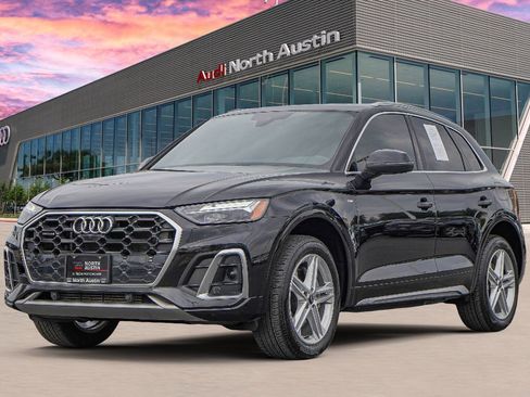 Used 2023 Audi Q5 e Premium Plus w/ Premium Plus Package image 6