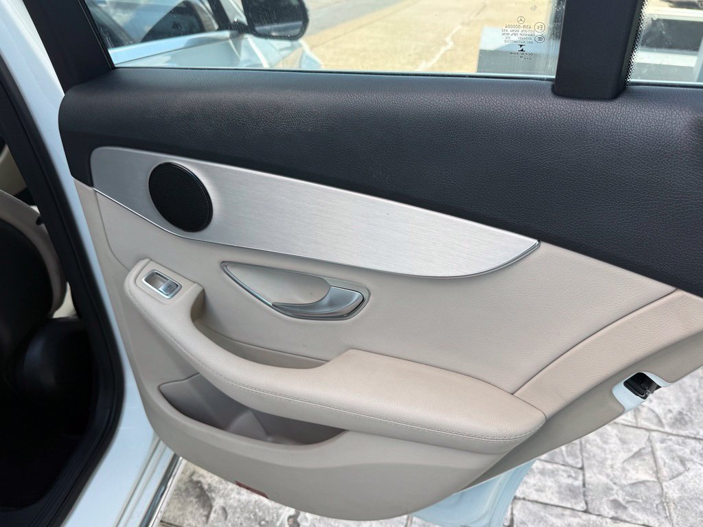 Used 2016 Mercedes-Benz C 300 Sedan image 19