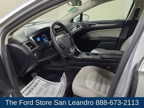 Used 2017 Ford Fusion S image 8