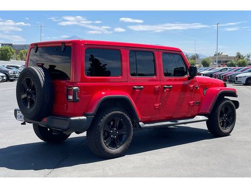 Used 2020 Jeep Wrangler Unlimited Sahara image 6