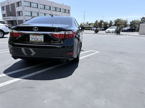 Used 2013 Lexus ES 350 w/ Premium Pkg FWD image 9