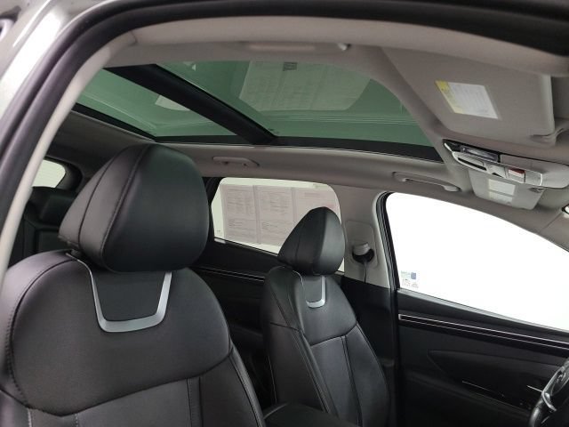 Used 2023 Hyundai Tucson Limited AWD/4WD image 11