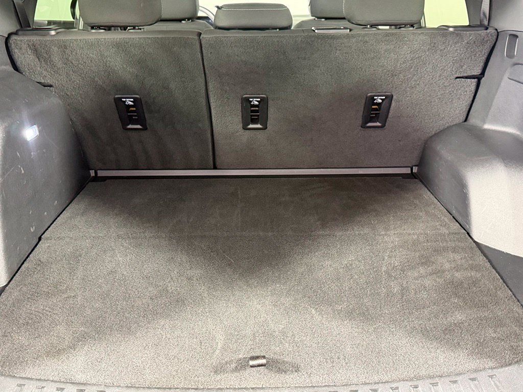 Used 2025 Chevrolet Equinox LT FWD image 22