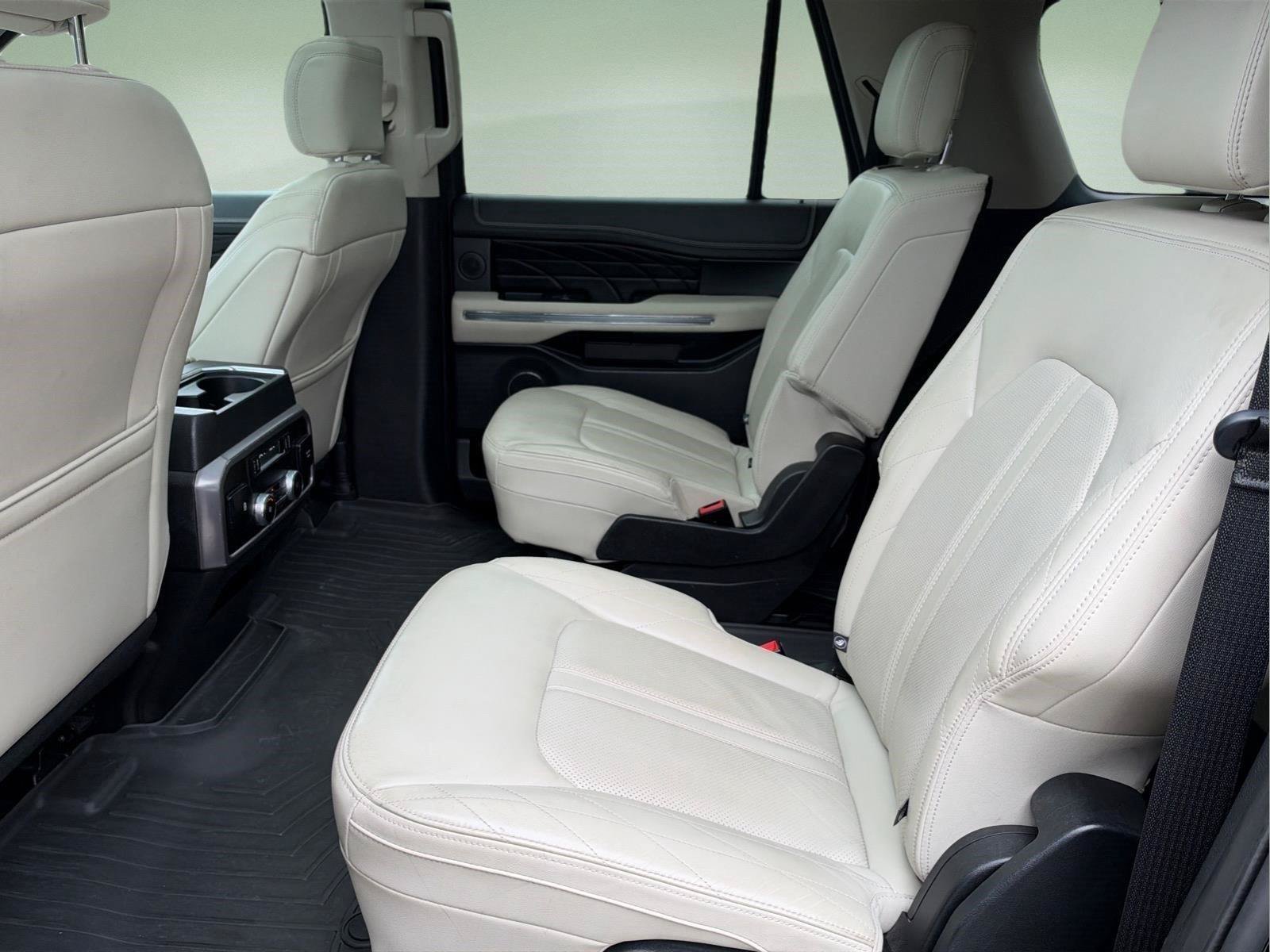 Used 2018 Ford Expedition Max Platinum AWD/4WD image 19