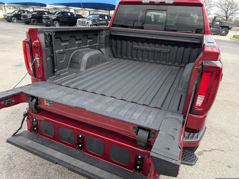 Used 2024 GMC Sierra 1500 Denali image 28