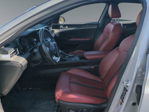 Used 2023 Kia K5 GT-Line image 9