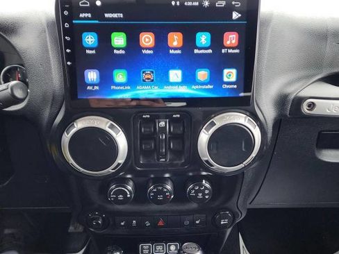 Used 2012 Jeep Wrangler Unlimited Sahara w/ Dual Top Group image 17