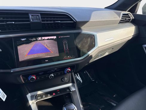 Certified 2025 Audi Q3 2.0T Premium AWD/4WD image 25