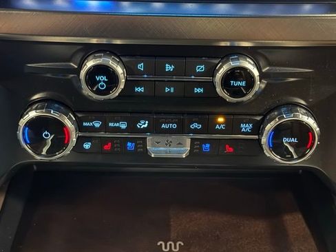 Used 2024 Ford F250 King Ranch w/ Chrome Package AWD/4WD image 30