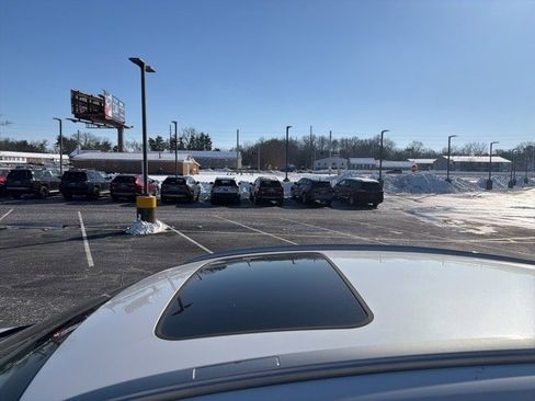 Used 2025 Lexus NX 350h 350h Premium image 4