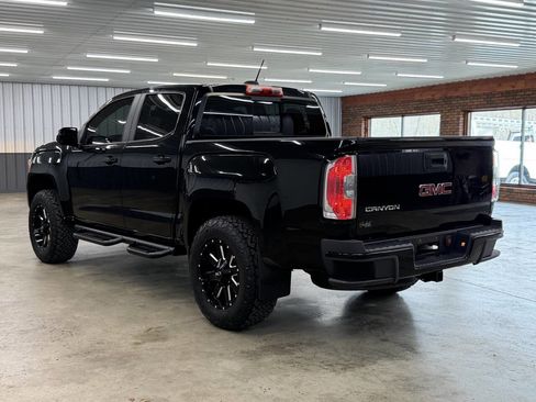 Used 2016 GMC Canyon SLE w/ All Terrain Adventure Package image 6