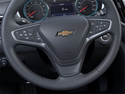 New 2023 Chevrolet Equinox LT w/ Driver Convenience Package image 19