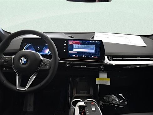 Used 2026 BMW X1 xDrive28i w/ Convenience Package image 5